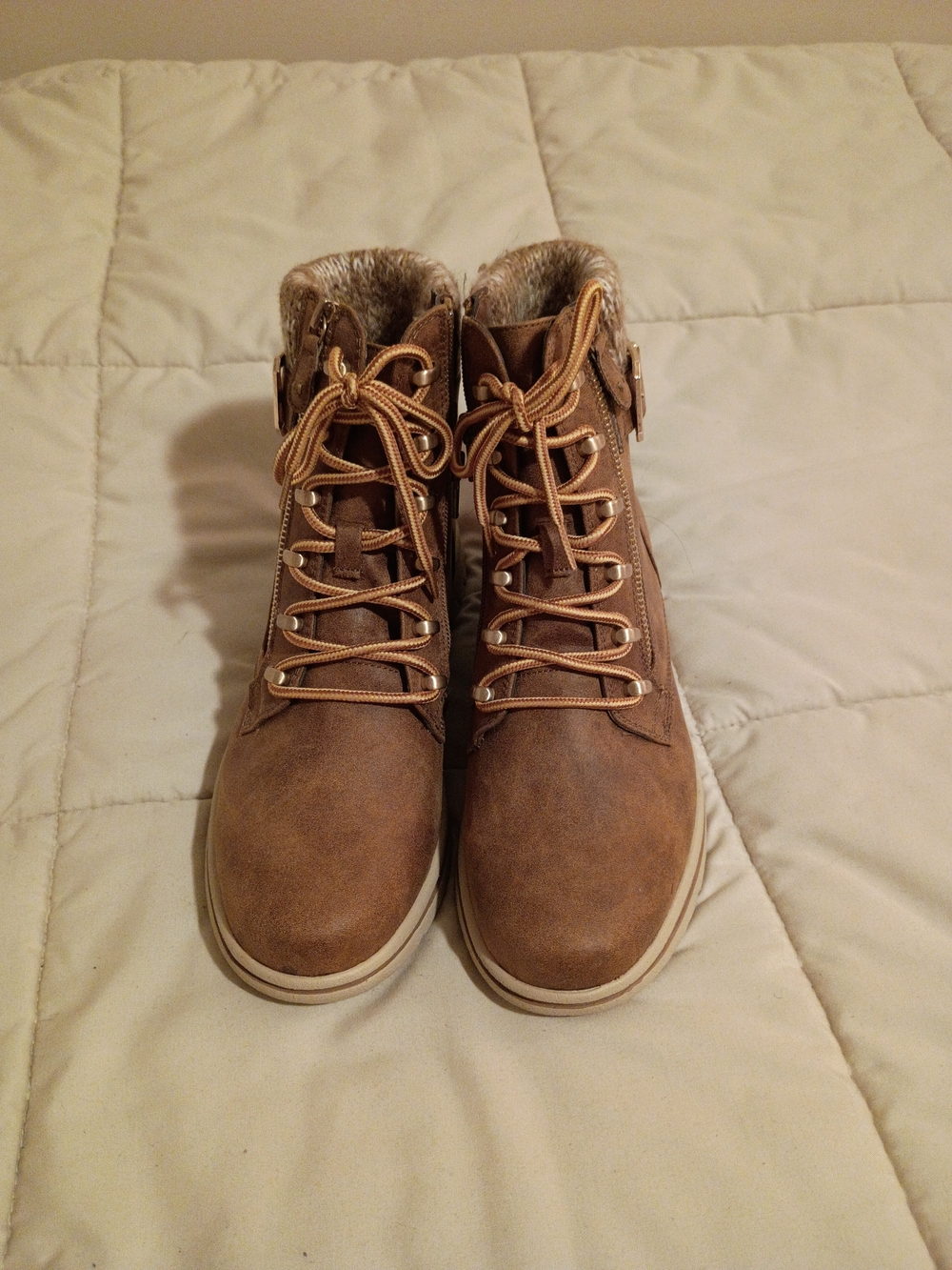 Cliffs Women's Brown Lace-Up Ankle Boots Like New
